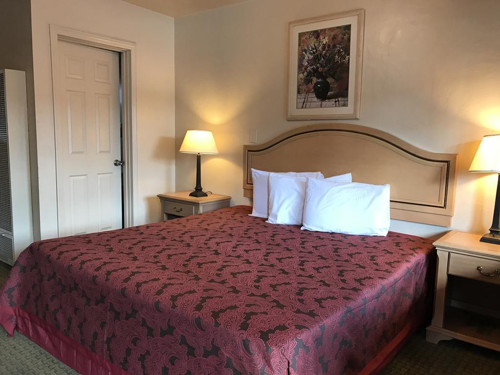 El Dorado Motel Σαλίνας Εξωτερικό φωτογραφία